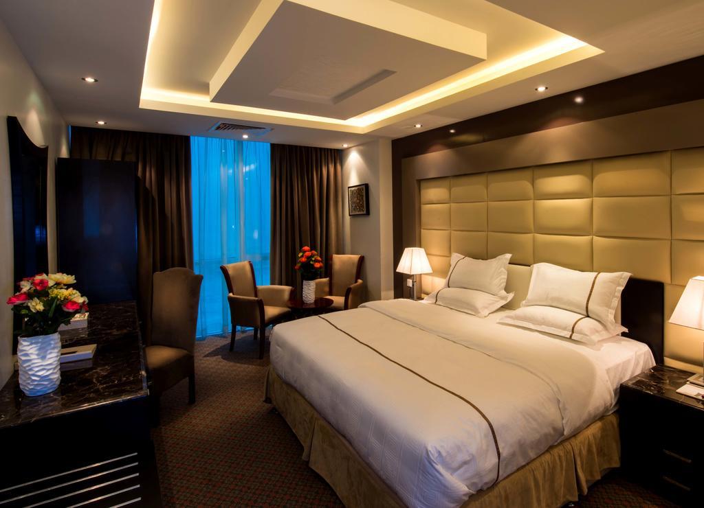 Al Yamama Palace Hotel Suites Riyad Oda fotoğraf