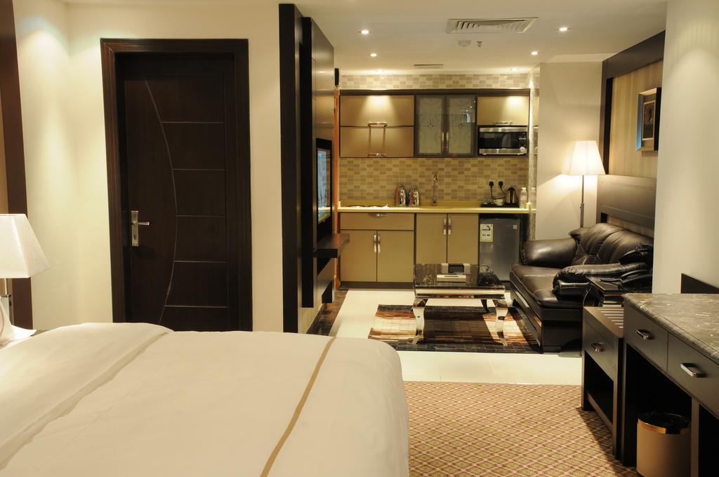 Al Yamama Palace Hotel Suites Riyad Oda fotoğraf