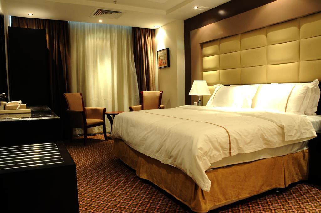 Al Yamama Palace Hotel Suites Riyad Oda fotoğraf